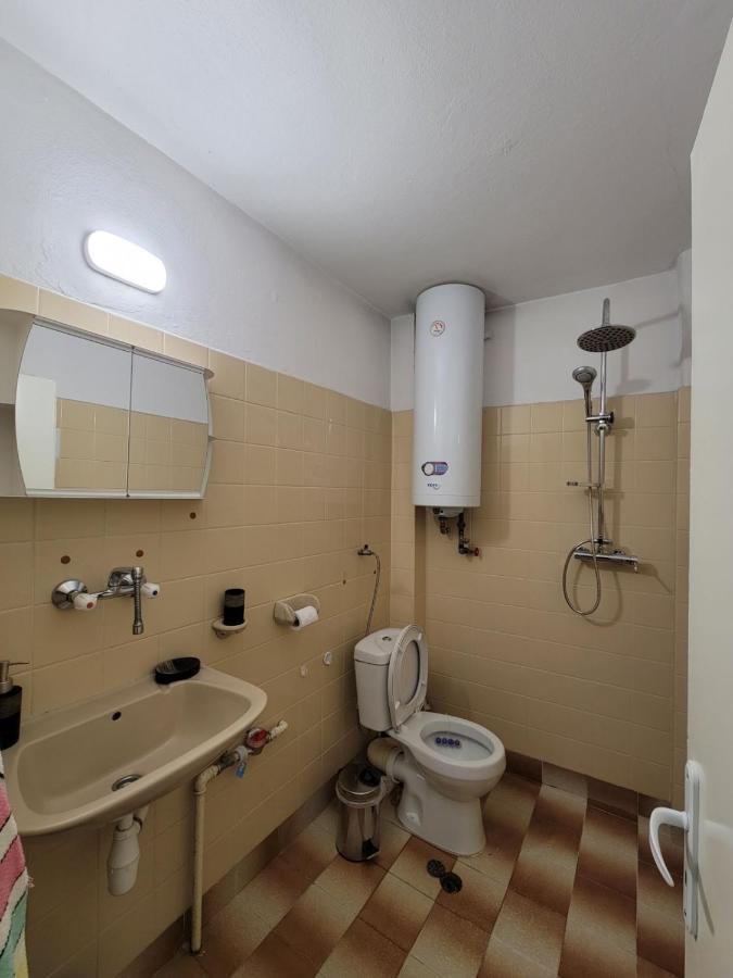 Prista Apartment Ruse Esterno foto